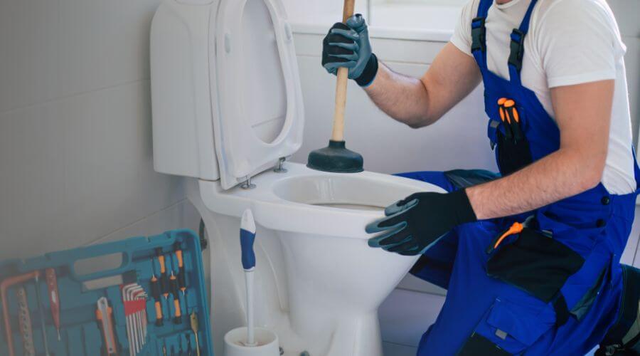 Expert burst pipe repair services in Matthews, MO